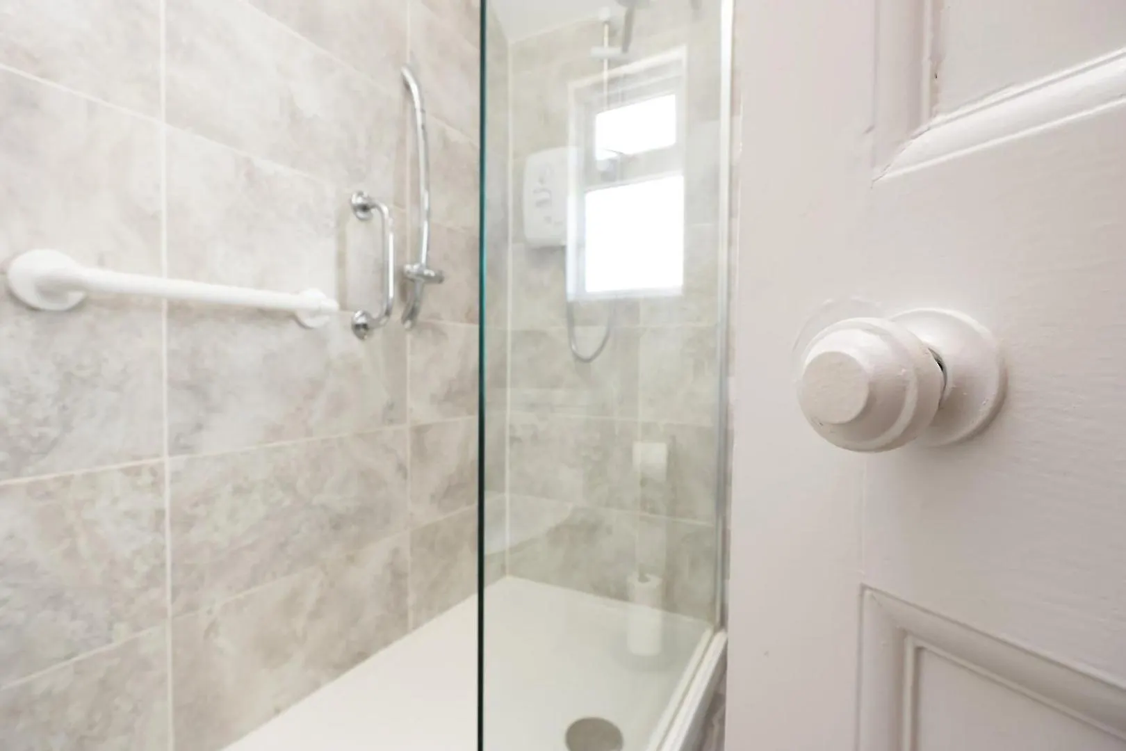 بيت ضيافة Spacious Cardiff Home With Garden And Wifi!